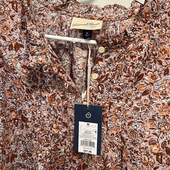 Target Universal Thread Shirt - Picture 3 of 4